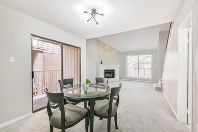 3130 Walnut Bend Ln unit 406, Houston, TX 77042 - photo 5