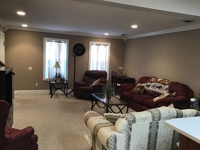 710 Whitthorne St, Shelbyville, TN 37160 - photo 2