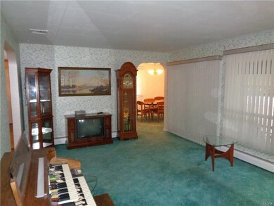 864 7th St, Whitehall, PA 18052 - photo 6