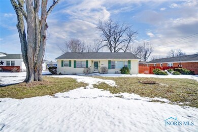 1319 Amelia Ave, Findlay, OH 45840 - photo 2