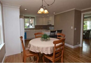 102 Pleasant St, Medfield, MA 02052 - photo 6