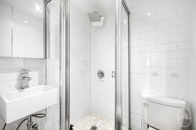 310 W 22nd St unit 2-B, New York, NY 10011 - photo 7