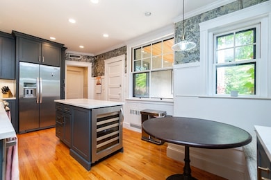 47 Winchester St unit 2, Brookline, MA 02446 - photo 4