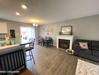 8600 Garden Gate Cir, Louisville, KY 40291 - photo 3