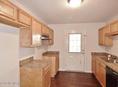 8502 Hare Ave, Jacksonville, FL 32211 - photo 4