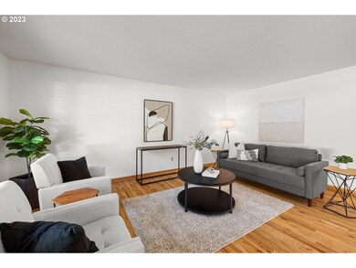 4740 Lamont Ct, Lake Oswego, OR 97035 - photo 2