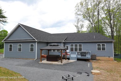 1436 Astolat Rd, Effort, PA 18330 - photo 7