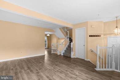8524 Pine Meadows Dr, Odenton, MD 21113 - photo 5