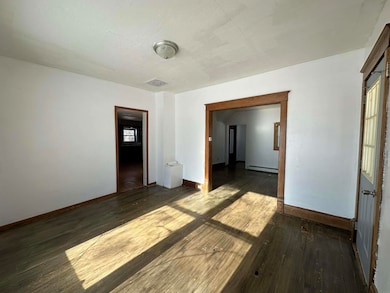 203 N Iowa St, Calmar, IA 52132 - photo 5