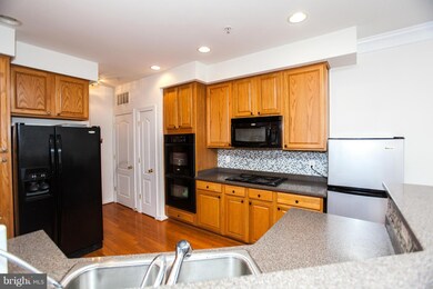 3544 Carriage Walk Ln unit 46-D, Laurel, MD 20724 - photo 3