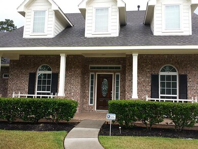 11837 White Oak Pass, Conroe, TX 77385 - photo 2