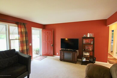 3607 Schlee St, Lansing, MI 48910 - photo 5