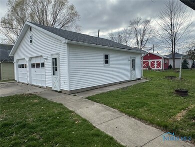 308 E Church St, West Unity, OH 43570 - photo 4