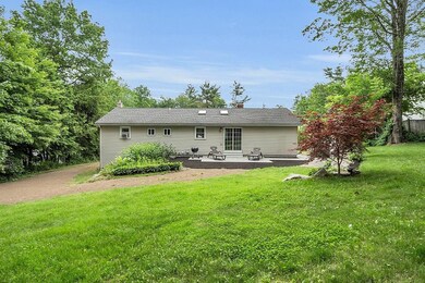 9 Beauchesne Dr, Hooksett, NH 03106 - photo 3