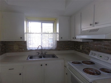 4111 Heron Way unit 103 E, Bradenton, FL 34205 - photo 4