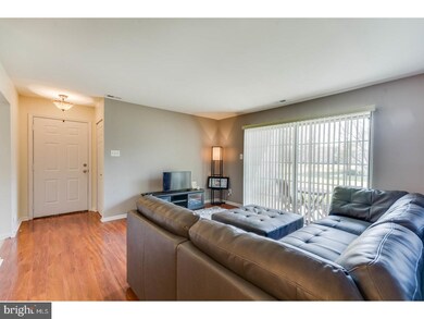 1807 Hawthorne Ct unit 1807, Sewell, NJ 08080 - photo 4
