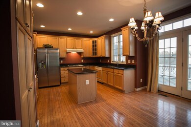 7656 Henry Knox Dr, Lorton, VA 22079 - photo 7