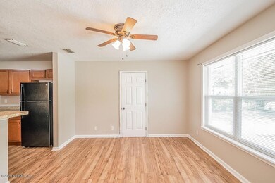 5653 Green Forest Dr, Jacksonville, FL 32244 - photo 5