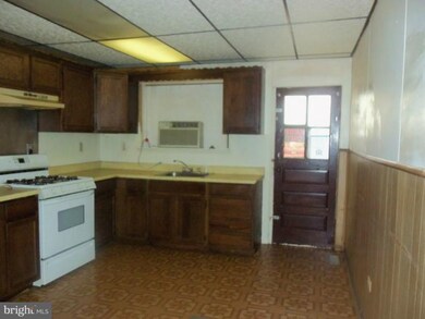 3802 Mount Pleasant Ave, Baltimore, MD 21224 - photo 4