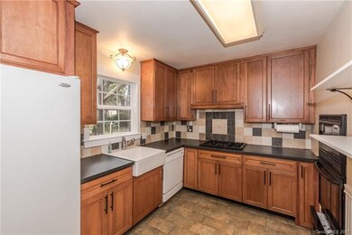 The Kitchen comes fully equipped with upgraded cou