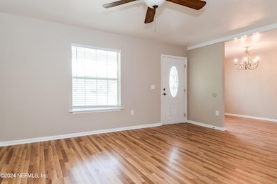 002-photo-living-room-9073265