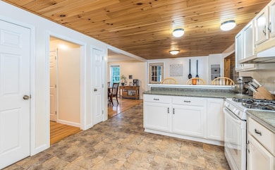 1 Laura Ln, Newton, NH 03858 - photo 5