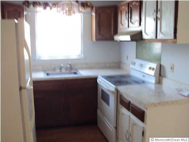 3 Valley Ct unit E, Whiting, NJ 08759 - photo 7