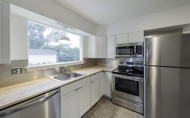 1114 Cranbrook Dr, Hixson, TN 37343 - photo 7