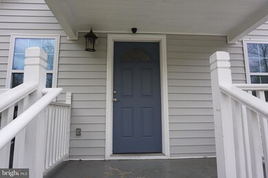 302 Marshall St, Gaithersburg, MD 20877 - photo 2