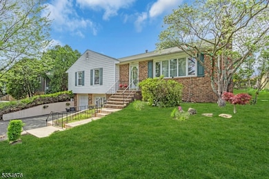 442 Stalevicz Ln, Rahway, NJ 07065 - photo 2