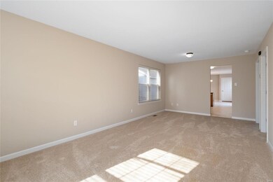 807 Waler Dr, Lake Saint Louis, MO 63367 - photo 5