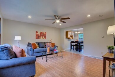 43 Howard Ave unit C, Coventry, RI 02816 - photo 2
