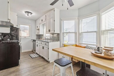 2517 46th St, Des Moines, IA 50310 - photo 7