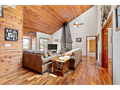 361890 Highway 58, Pleasanthill, OR 97455 - photo 6