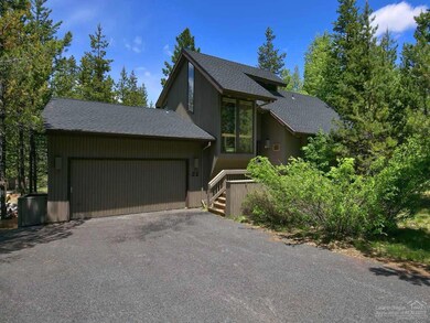 22 Rogue Ln, Bend, OR 97707 - photo 2