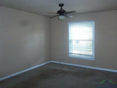 401 Beckley St, Kilgore, TX 75662 - photo 2