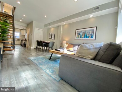 2219 Gerritt St, Philadelphia, PA 19146 - photo 5