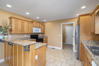 908 E Welch St, Nixa, MO 65714 - photo 7