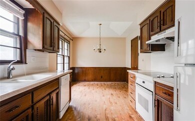 12307 W 99th St, Lenexa, KS 66215 - photo 6