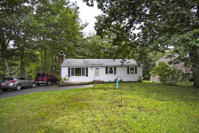 843 S Mammoth Rd, Manchester, NH 03109 - photo 2