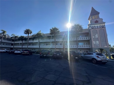 2401 Ecuadorian Way unit 19, Clearwater, FL 33763 - photo 3