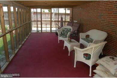 212 Dale Rd, Pasadena, MD 21122 - photo 5