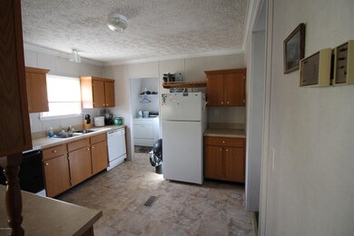 568 Tar Landing Rd, Holly Ridge, NC 28445 - photo 6