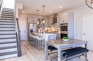 Monroe Kitchen