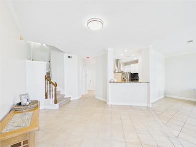 483 Mariners Dr, Kemah, TX 77565 - photo 7