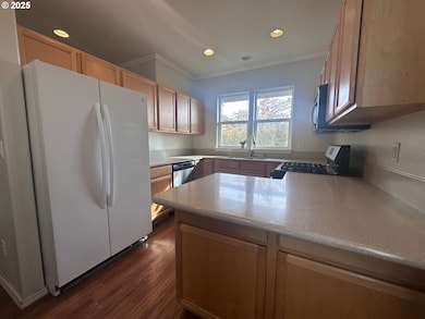 5782 Montclaire Way, Springfield, OR 97478 - photo 6