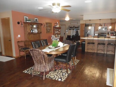Kitchen & Dining v 2