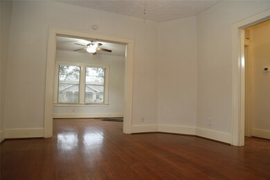 808 Pecore St, Houston, TX 77009 - photo 5