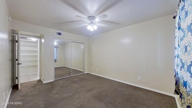 455-W-Kelso-St-bedroom1