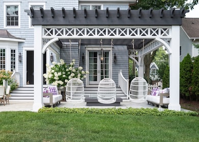 705 N Wheaton Ave, Wheaton, IL 60187 - photo 2